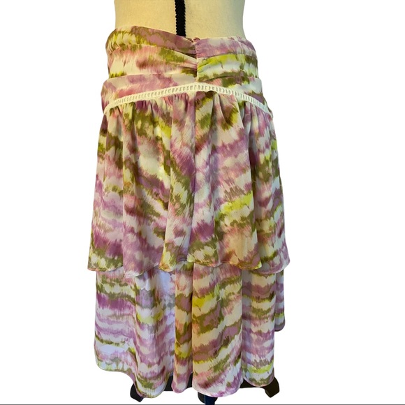 Tularosa floral asymmetrical mini skirt Medium - Picture 6 of 7